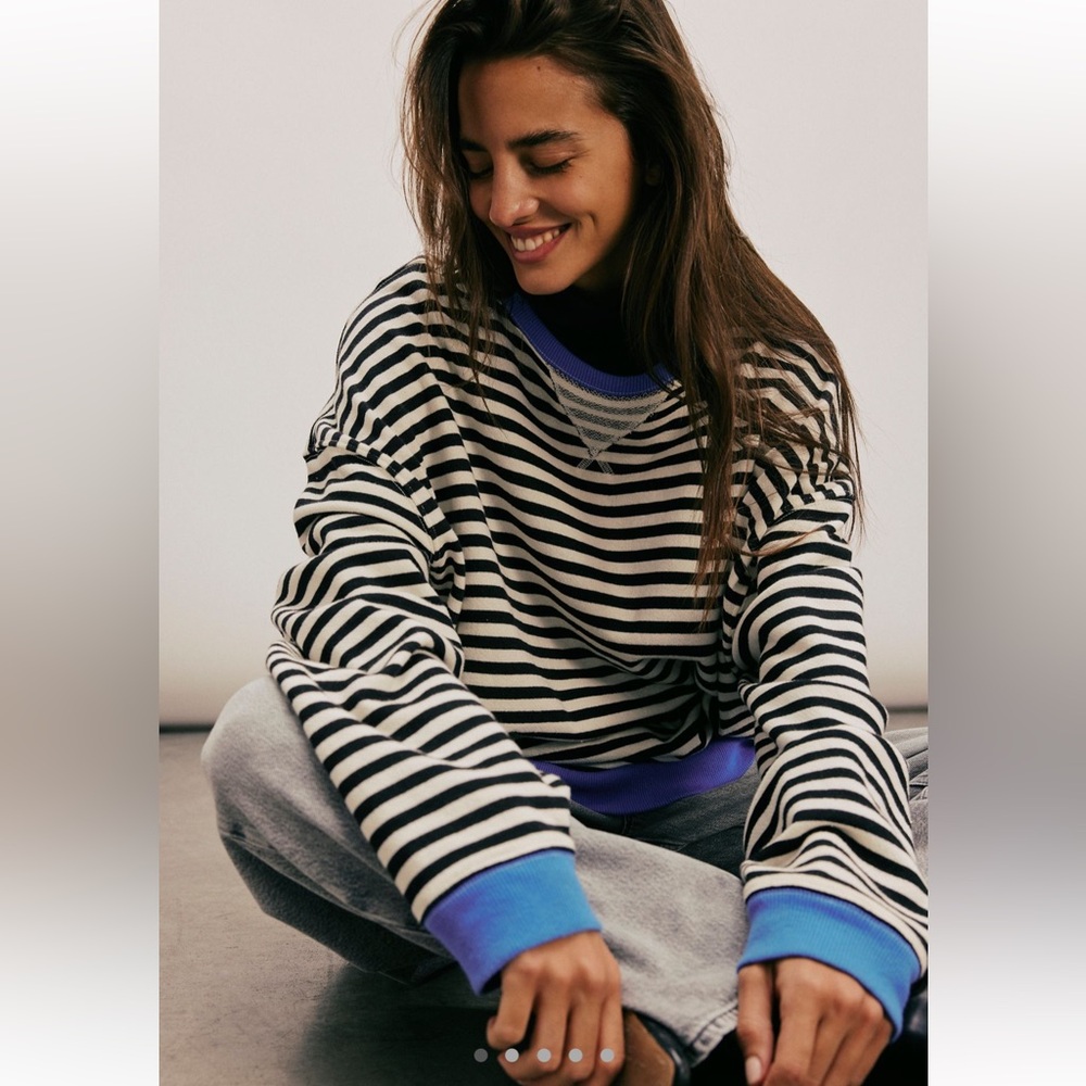 FREE PEOPLE STRIPED SWEATSHIRT